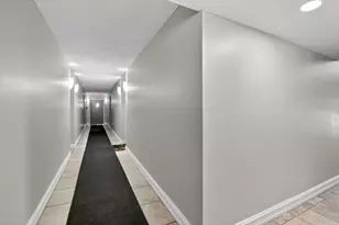 9101 Jacaranda Ln, Plantation, FL 33324 - Photo 23