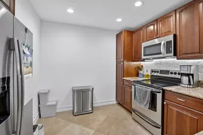 9101 Jacaranda Lane #107, Plantation, FL 33324 - Photo 11