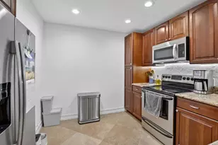9101 Jacaranda Ln, Plantation, FL 33324 - Photo 11