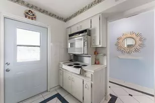 330 N Federal Hwy, Deerfield Beach, FL 33441 - Photo 5