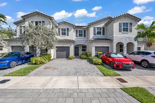 2648 SE 12th St, Homestead, FL 33035 - Photo 3