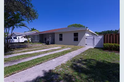 5815 S 38th Street, Greenacres, FL 33463 - Photo 3