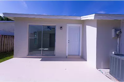 5815 S 38th Street, Greenacres, FL 33463 - Photo 9