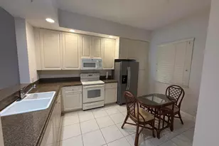 11 W Harbour Isle Dr W, Fort Pierce, FL 34949 - Photo 3