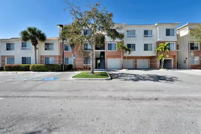 1201 Myrtlewood Circle E, Palm Beach Gardens, FL 33418 - Photo 1