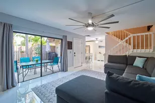 803 8th Ln, Palm Beach Gardens, FL 33418 - Photo 9