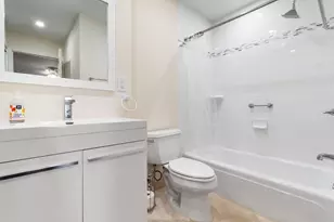 6447 Bay Club Dr, Fort Lauderdale, FL 33308 - Photo 11