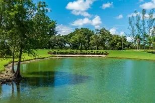 9720 S Hollybrook Lake Dr, Pembroke Pines, FL 33025 - Photo 21