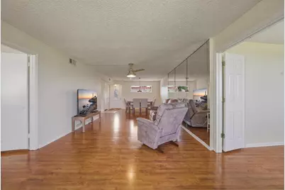 9720 S Hollybrook Lake Drive #205, Pembroke Pines, FL 33025 - Photo 3
