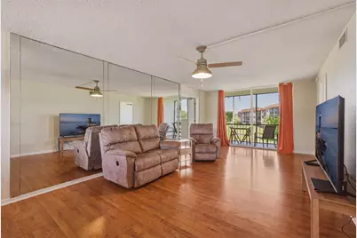 9720 S Hollybrook Lake Drive #205, Pembroke Pines, FL 33025 - Photo 11