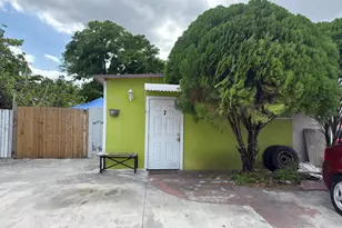 1320 SW 131st Pl, Miami, FL 33184 - Photo 1