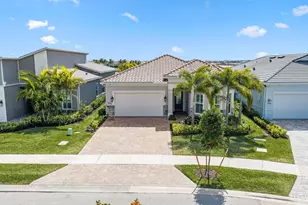 10466 Northbrook Cir, Palm Beach Gardens, FL 33412 - Photo 3