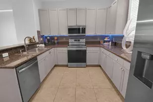 1033 NE 17th Way, Fort Lauderdale, FL 33304 - Photo 19