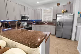 1033 NE 17th Way, Fort Lauderdale, FL 33304 - Photo 11