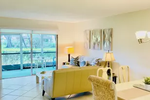 7286 Huntington Ln, Delray Beach, FL 33446 - Photo 9