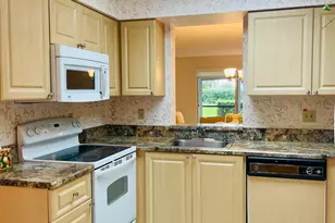 7286 Huntington Ln, Delray Beach, FL 33446 - Photo 5