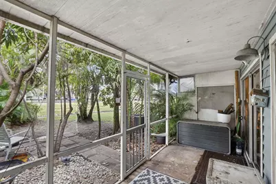 153 W Hemingway Circle W, Margate, FL 33063 - Photo 25