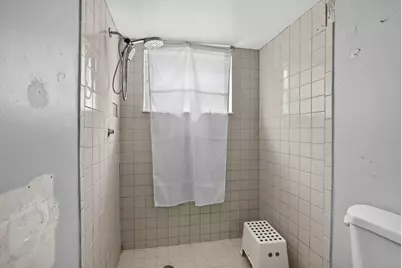 153 W Hemingway Circle W, Margate, FL 33063 - Photo 19