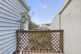 153 W Hemingway Circle W, Margate, FL 33063 - Photo 21