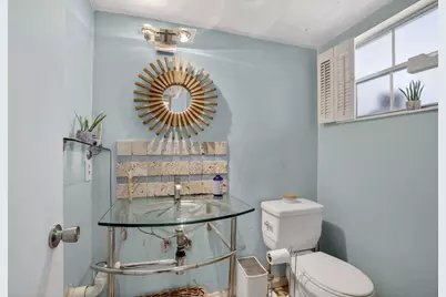 153 W Hemingway Circle W, Margate, FL 33063 - Photo 15