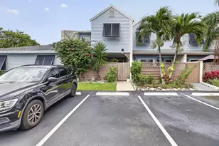 153 W Hemingway Circle W, Margate, FL 33063 - Photo 1