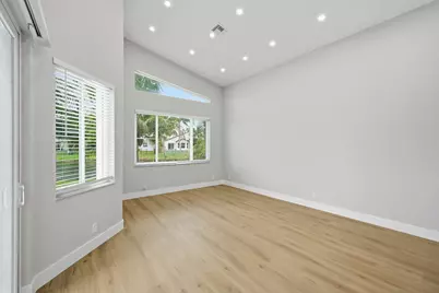 285 NW 45th Terrace, Deerfield Beach, FL 33442 - Photo 21