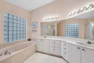 9822 Harbour Lake Cir, Boynton Beach, FL 33437 - Photo 29