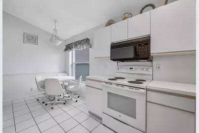 9822 Harbour Lake Circle, Boynton Beach, FL 33437 - Photo 17