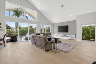 17320 Loch Lomond Way, Boca Raton, FL 33496 - Photo 5