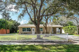 1634 NE 3rd Ave, Delray Beach, FL 33444 - Photo 3