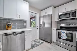 1634 NE 3rd Ave, Delray Beach, FL 33444 - Photo 11
