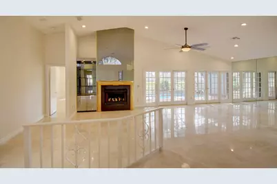 22595 Esplanada Circle W, Boca Raton, FL 33433 - Photo 7