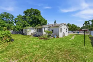 1129 NW 105th St, Miami, FL 33150 - Photo 11