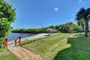 1000 Scotia Dr, Hypoluxo, FL 33462 - Photo 21