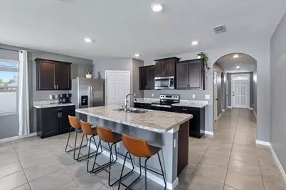557 SW Columbus Drive, Port Saint Lucie, FL 34953 - Photo 9