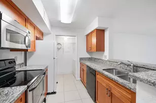 875 Riverside Dr, Coral Springs, FL 33071 - Photo 11