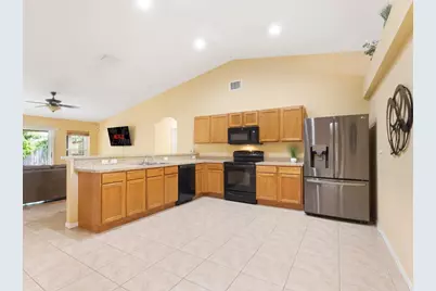 4511 NW Glazbrook Street, Port Saint Lucie, FL 34983 - Photo 9