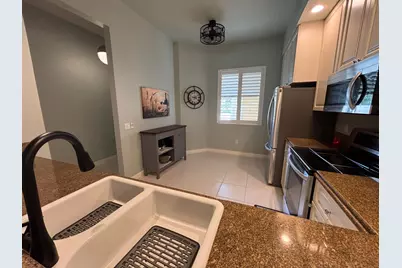 18 W Harbour Isle Drive W #102, Fort Pierce, FL 34949 - Photo 9