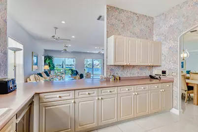 919 Augusta Pointe Drive, Palm Beach Gardens, FL 33418 - Photo 17