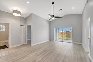 215 NW 40th Ave, Delray Beach, FL 33445 - Photo 11