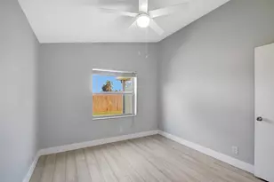 215 NW 40th Ave, Delray Beach, FL 33445 - Photo 25