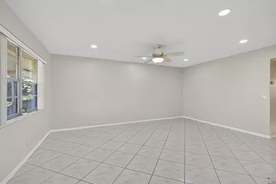 149 Hastings I, West Palm Beach, FL 33417 - Photo 5