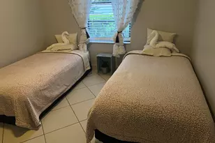 13785 Unit D W Sunflower Ct NW, Wellington, FL 33414 - Photo 9