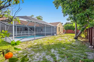 104 Oxford Ct, Royal Palm Beach, FL 33411 - Photo 41