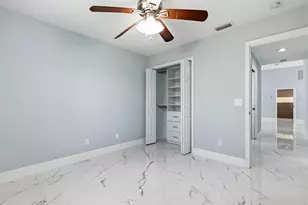 104 Oxford Ct, Royal Palm Beach, FL 33411 - Photo 25