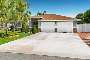 3119 Indian Trail, Lake Worth, FL 33462 - Photo 7