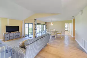 13355 Touchstone Pl, Palm Beach Gardens, FL 33418 - Photo 5