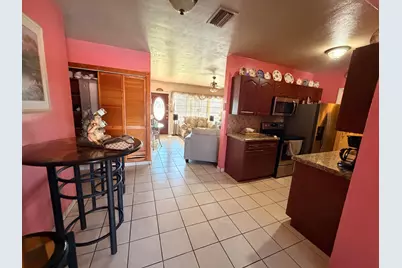743 W 55th Place, Hialeah, FL 33012 - Photo 7