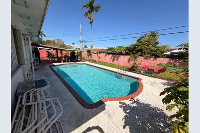 743 W 55th Place, Hialeah, FL 33012 - Photo 3