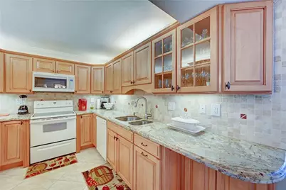 531 N Ocean Boulevard #1505, Pompano Beach, FL 33062 - Photo 3